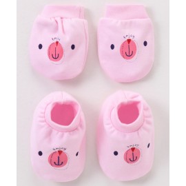 Simply Interlock Mittens and Booties Set Bear Face Print - Pink 0 to 3 Months, Mitten Length 9 cm, Booties Length 10 cm, Comfortable and warm set for babies.